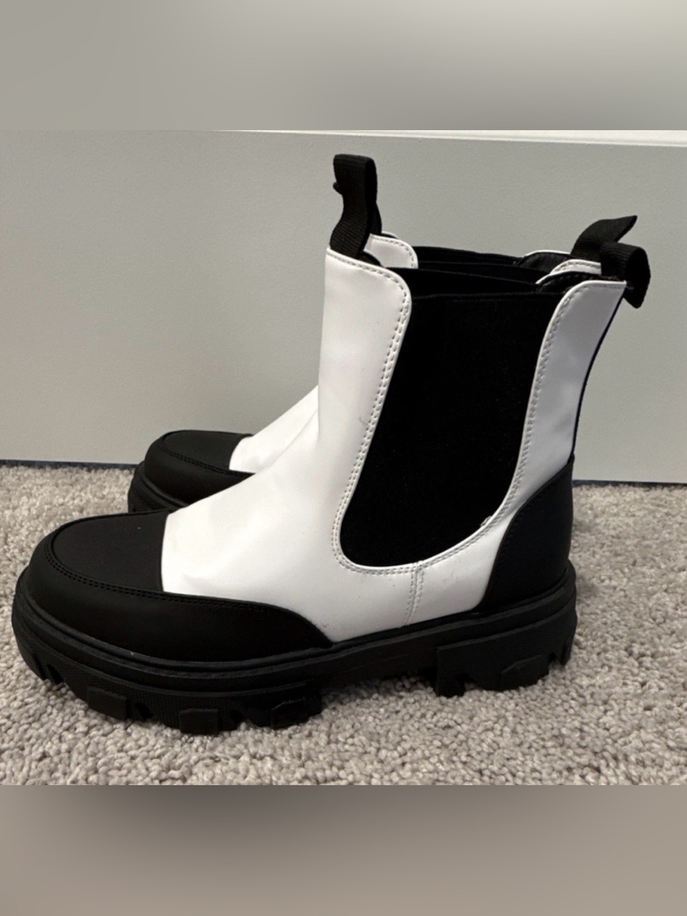 Two-Tone Black & White Chelsea Lug Boots for Women